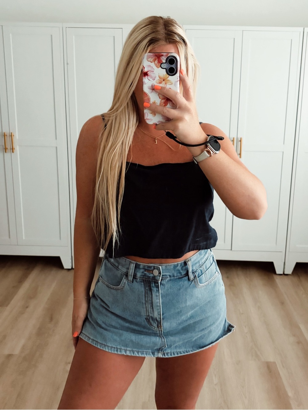 Black backless back tie tank top